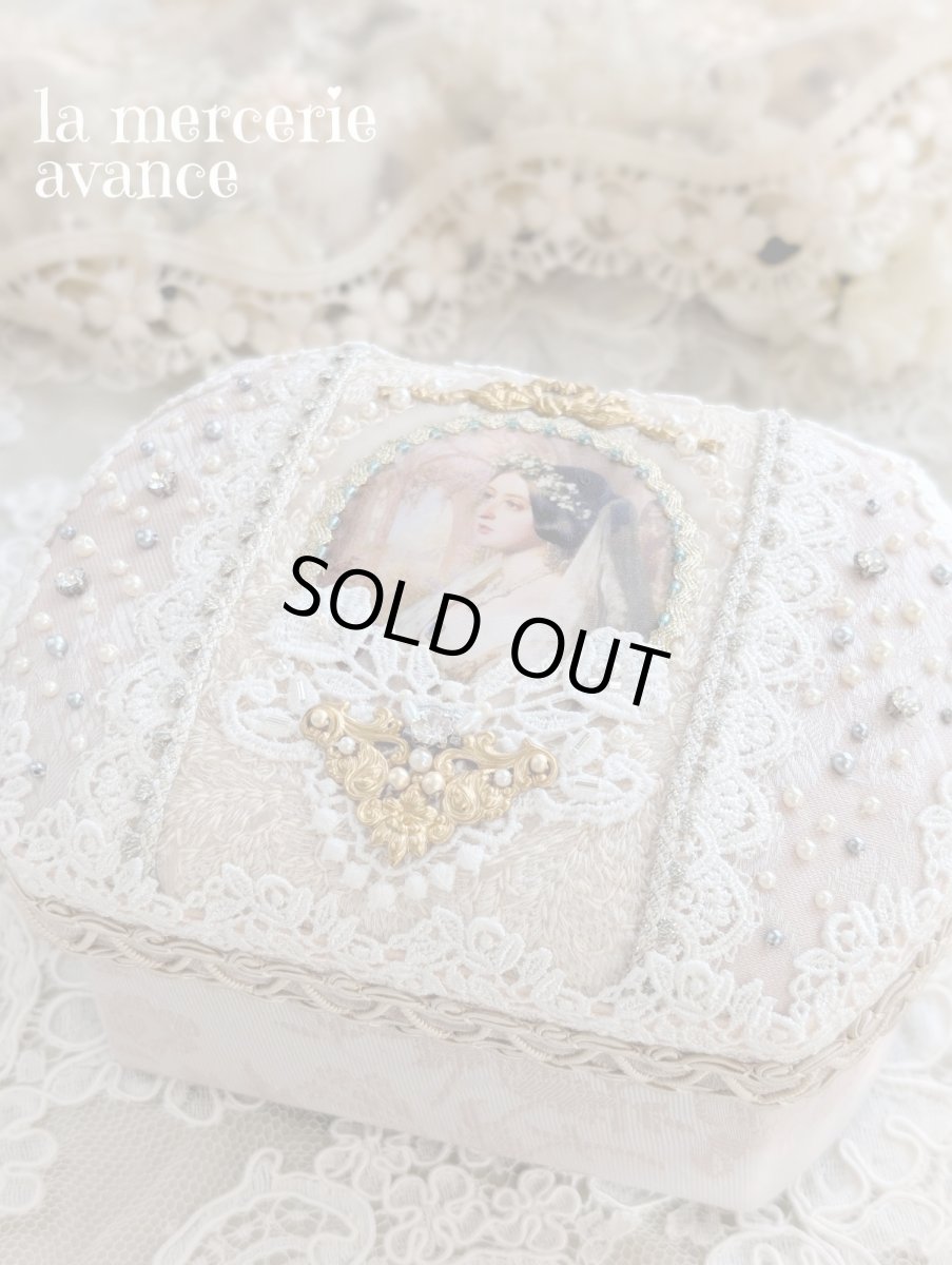 画像1: 【完成品】ヴィクトリアンBOX(akiko)　送料無料 (1)