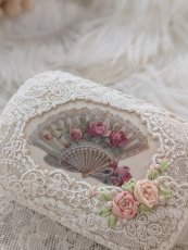 画像2: 手のひらに収まる小さなアクセサリーケースです〜扇子〜【完成品】 (2)