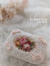 画像1: 手のひらに収まる小さなアクセサリーケースです〜アンティークローズ〜【完成品】 (1)