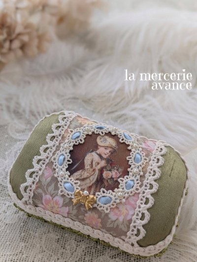 画像1: 手のひらに収まる小さなアクセサリーケースです〜グリーン〜【完成品】