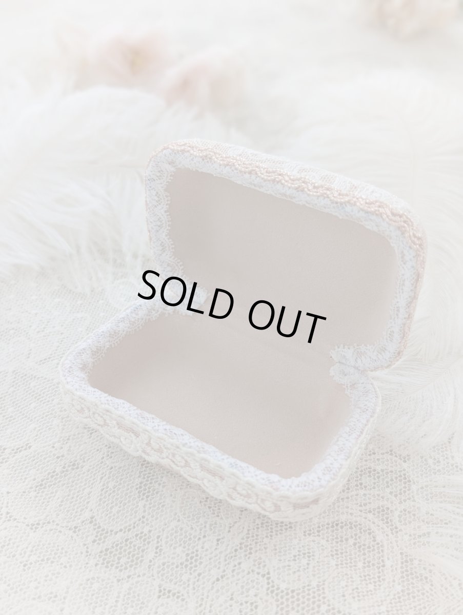 画像6: 手のひらに収まる小さなアクセサリーケースです〜天使〜【完成品】 (6)