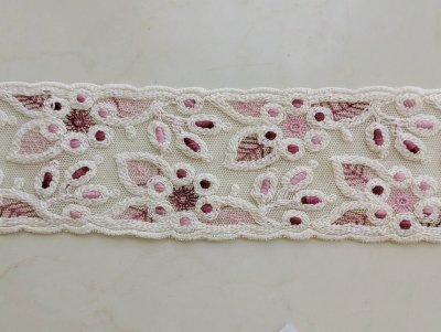 画像1: フランス製 刺繍チュールレース(生成り×淡サーモンピンク)30cm 単位